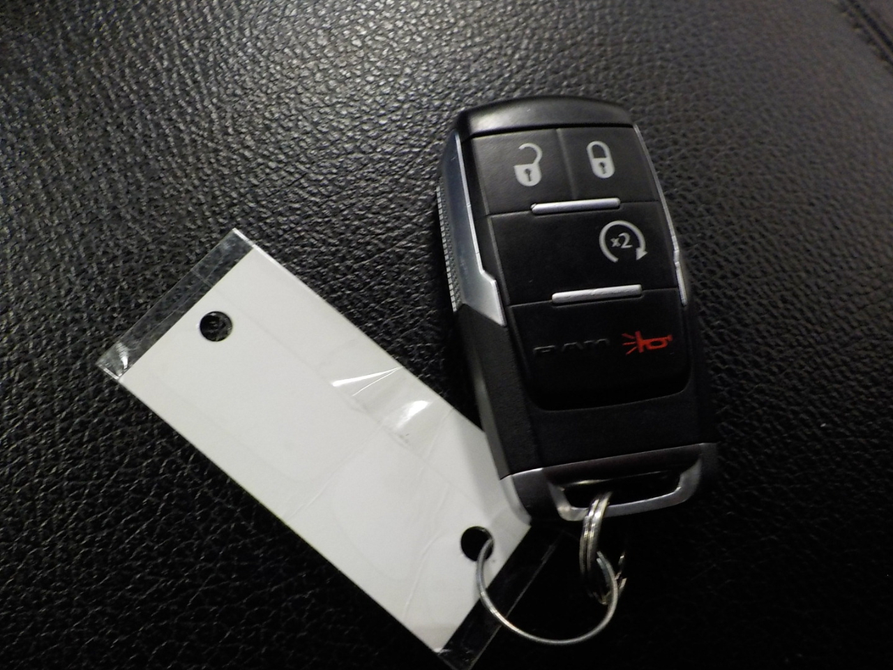 RAM 3500 Big Horn 4x4 Crew Cab 8' Box 2022