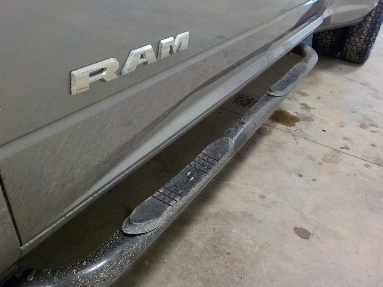 RAM 3500 Big Horn 4x4 Crew Cab 8' Box 2022