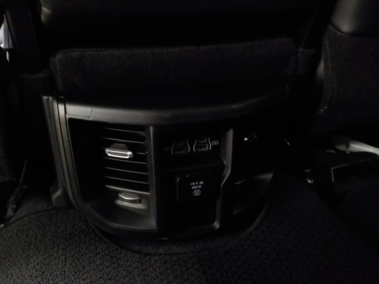 RAM 2500 Laramie 4x4 Crew Cab 6'4" Box 2024