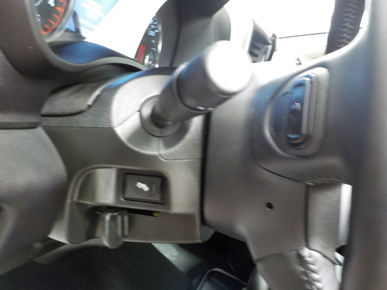 RAM 2500 Laramie 4x4 Crew Cab 6'4" Box 2024