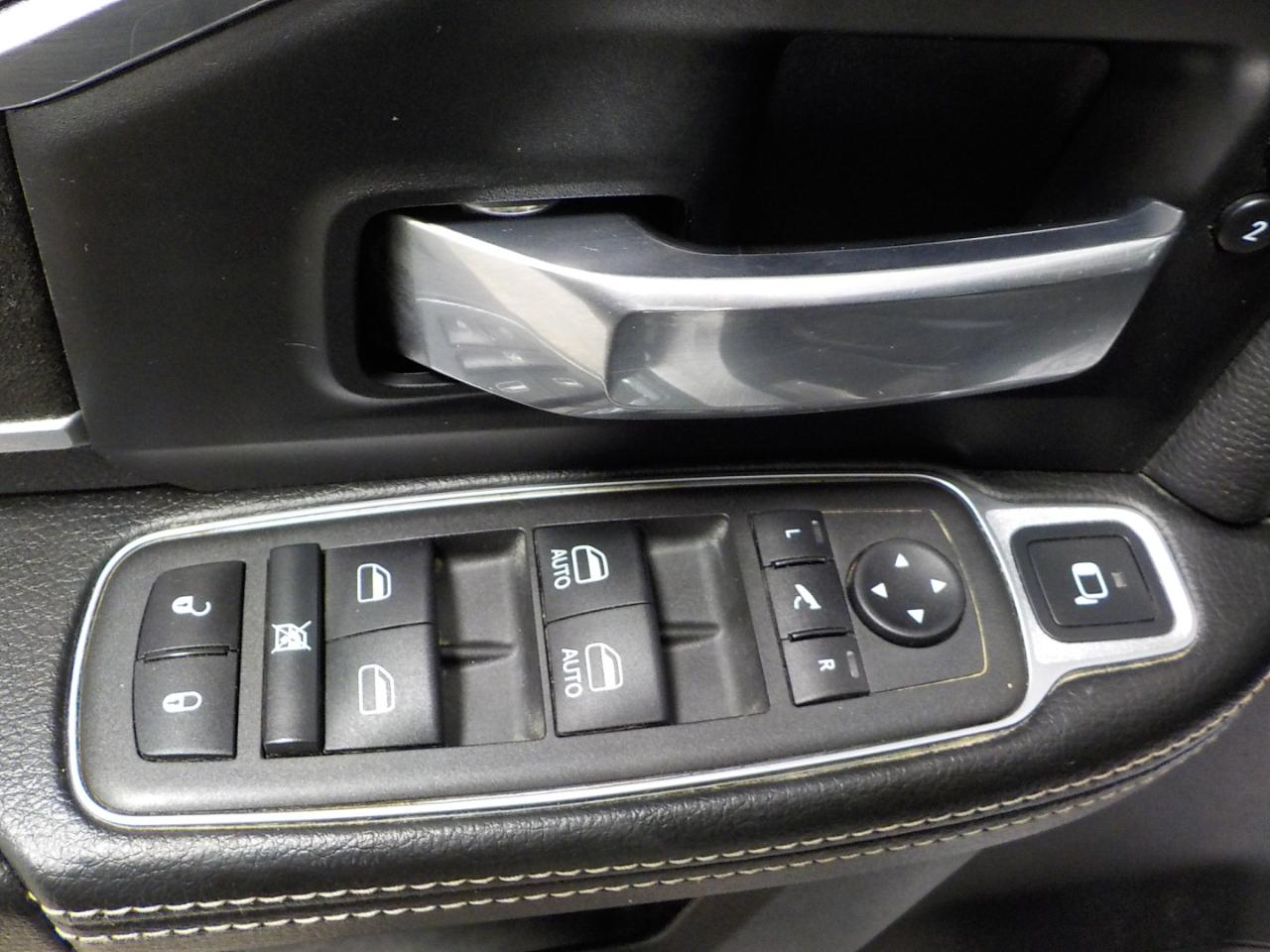 RAM 2500 Laramie 4x4 Crew Cab 6'4" Box 2022