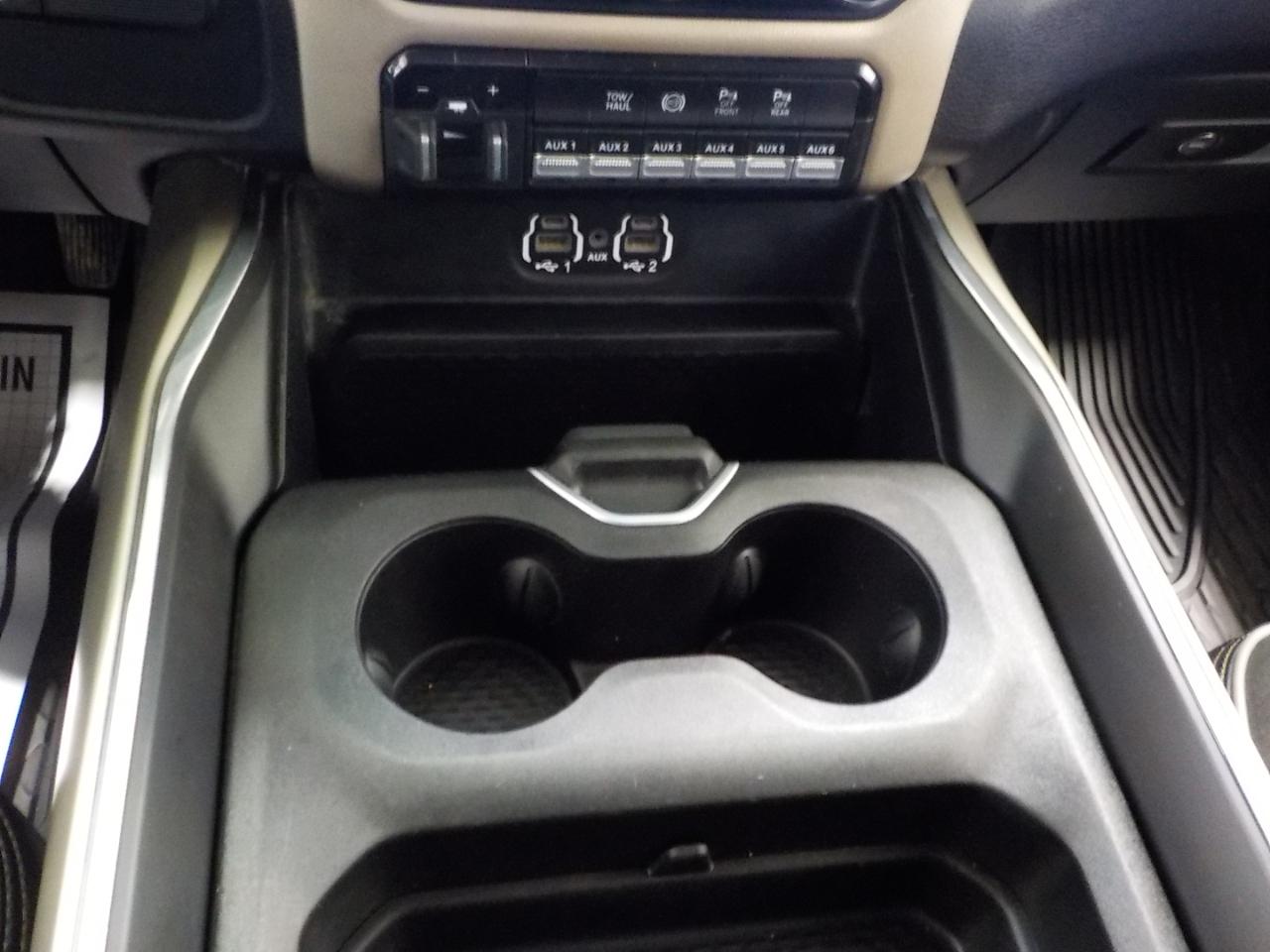 RAM 2500 Laramie 4x4 Crew Cab 6'4" Box 2022