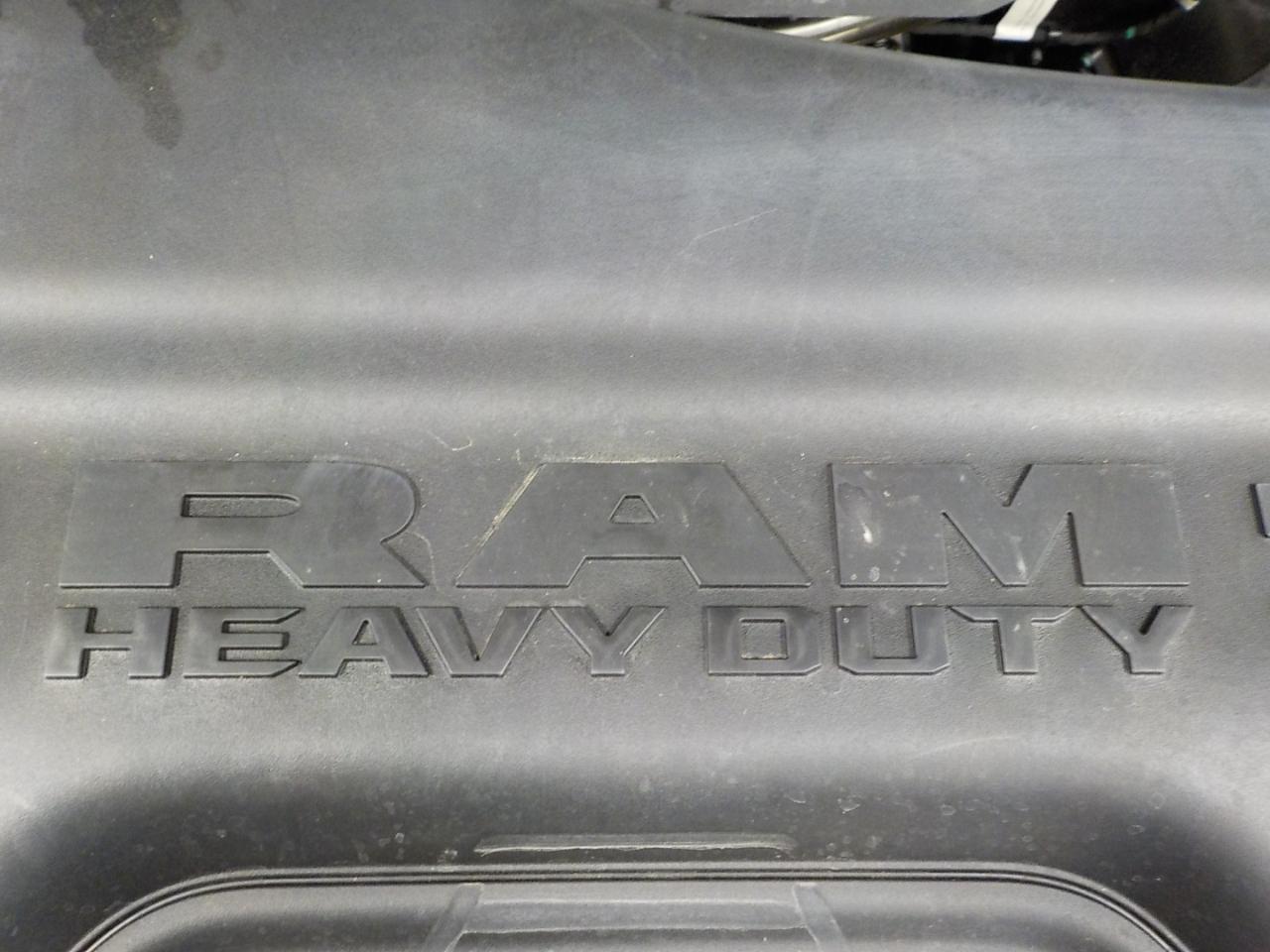 RAM 2500 Laramie 4x4 Crew Cab 6'4" Box 2022