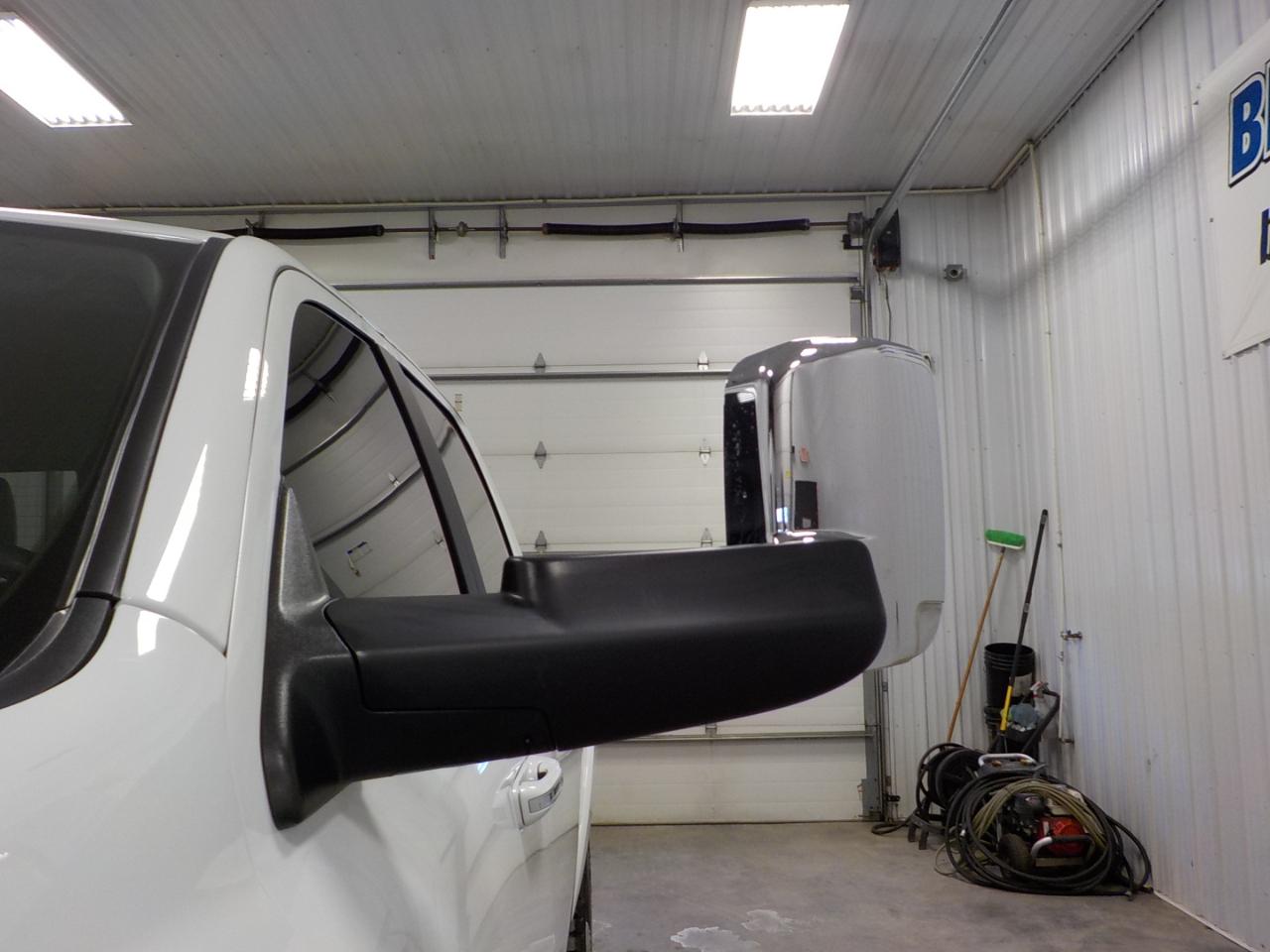 RAM 2500 Laramie 4x4 Crew Cab 6'4" Box 2022