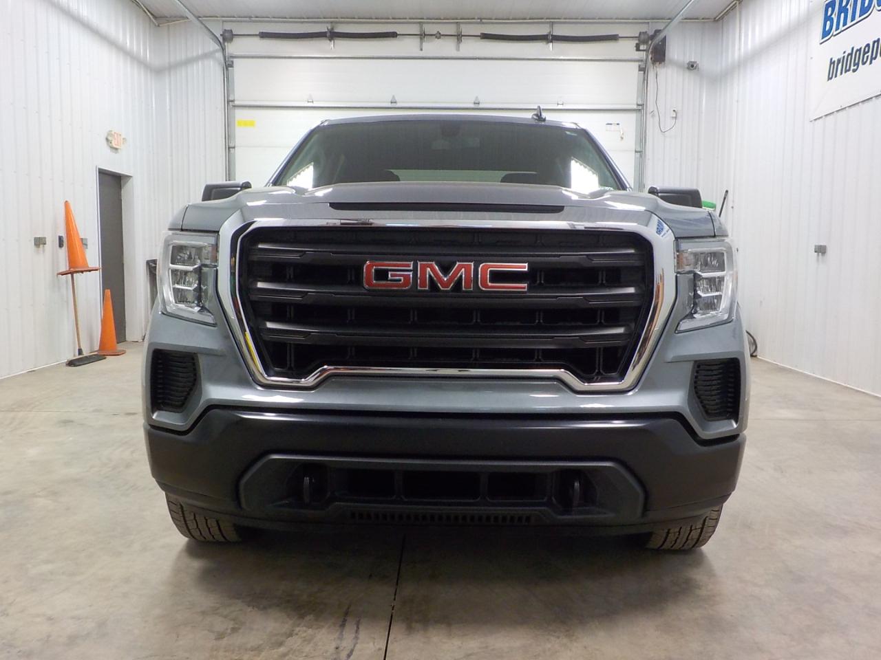 GMC Sierra 1500 4WD Crew Cab 157" 2020