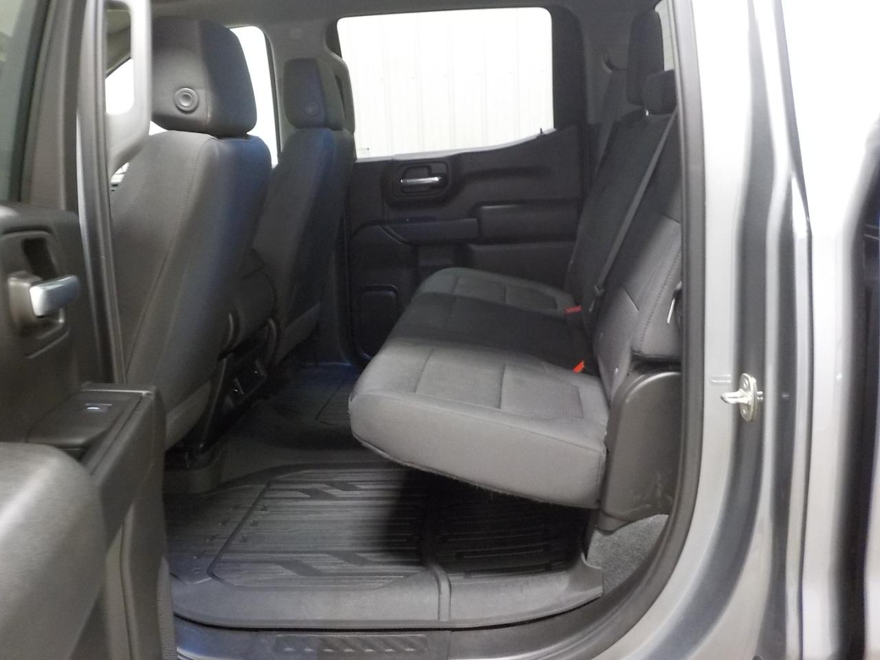 GMC Sierra 1500 4WD Crew Cab 157" 2020