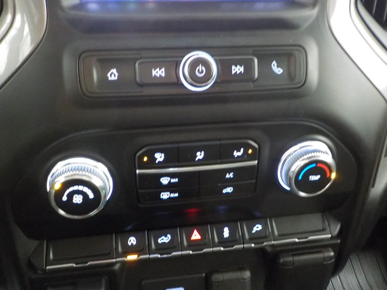 GMC Sierra 1500 4WD Crew Cab 157" 2020