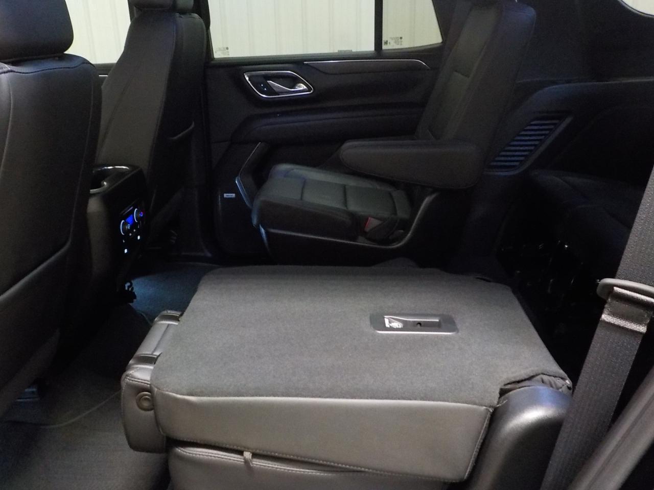 Chevrolet Tahoe 4WD 4dr Z71 2023