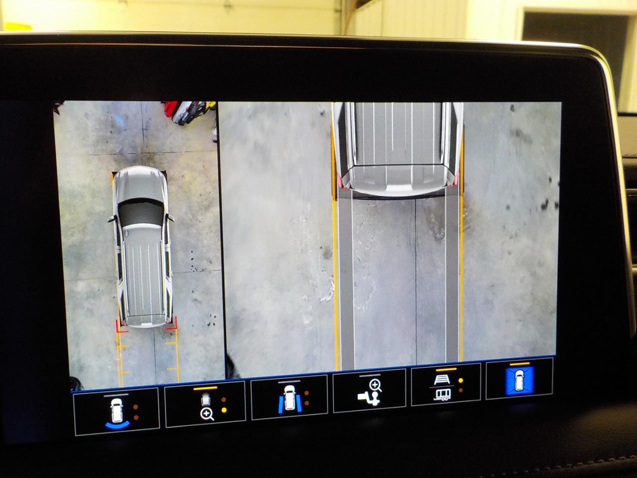 Chevrolet Tahoe 4WD 4dr Z71 2023