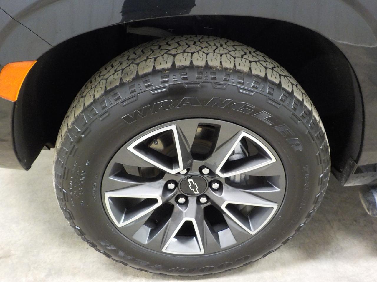 Chevrolet Tahoe 4WD 4dr Z71 2023