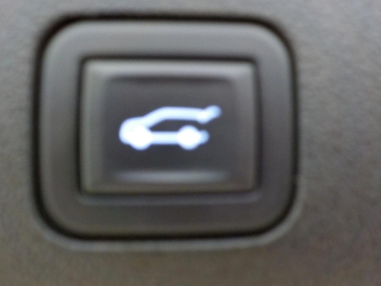 Chevrolet Tahoe 4WD 4dr Z71 2023