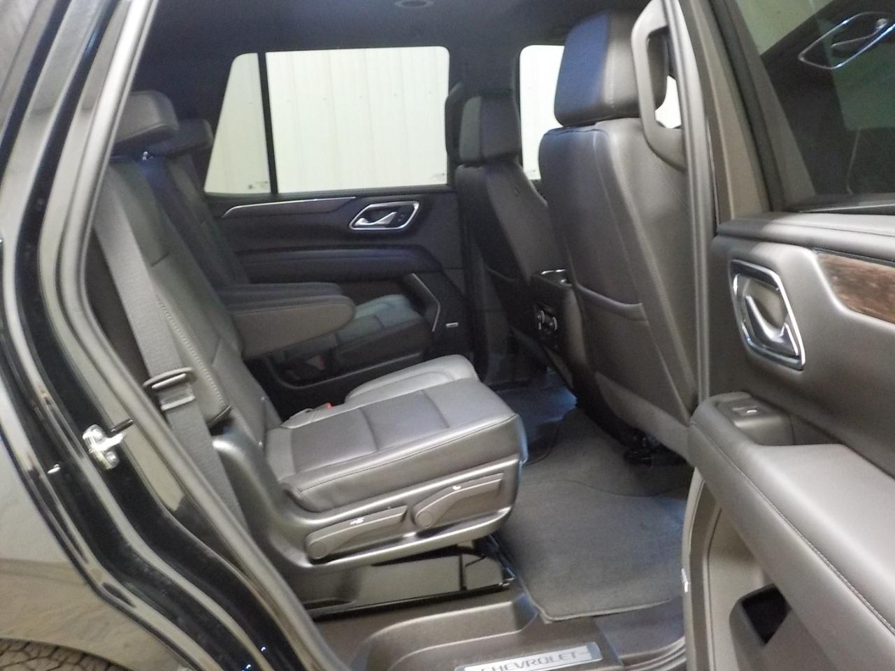 Chevrolet Tahoe 4WD 4dr Z71 2023