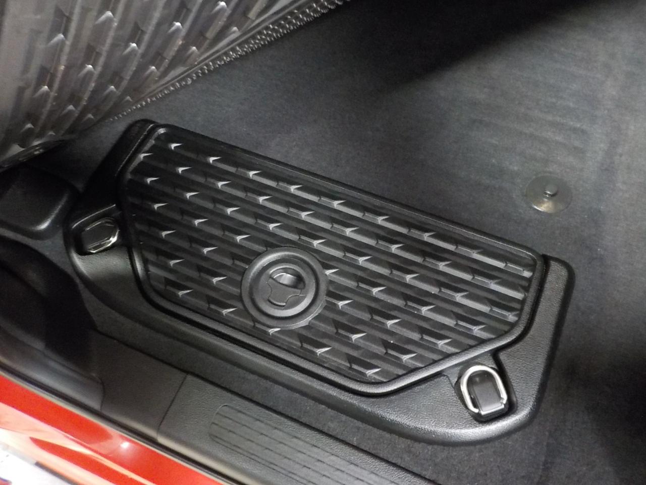 RAM 1500 Rebel 4x4 Crew Cab 5'7" Box 2019