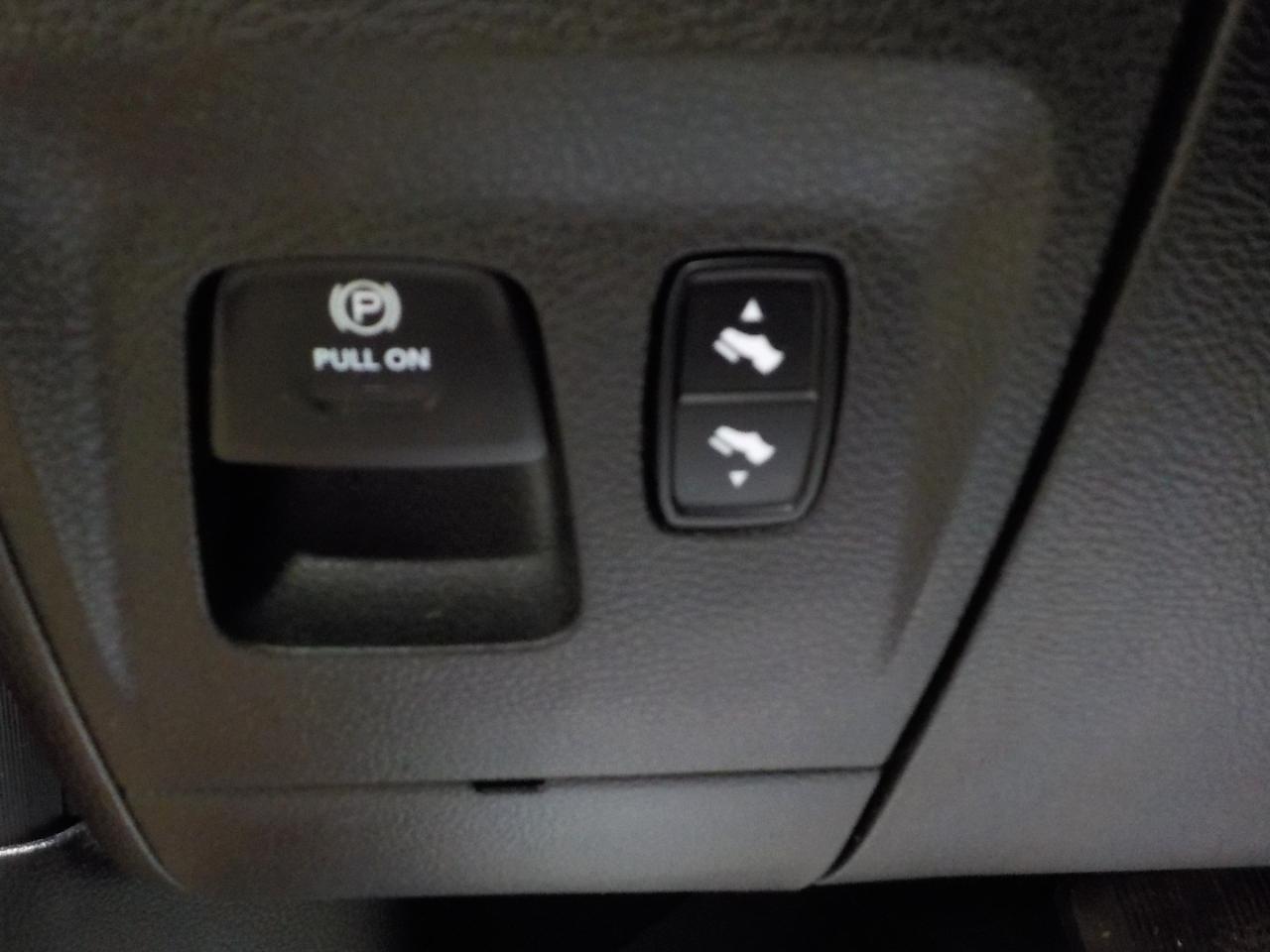 RAM 1500 Rebel 4x4 Crew Cab 5'7" Box 2019