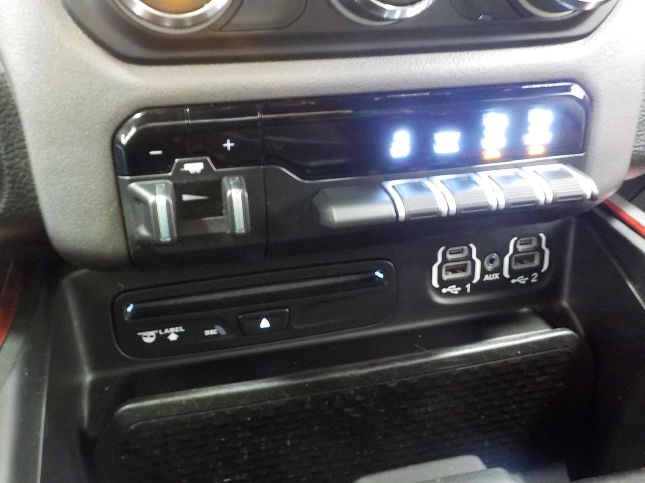 RAM 1500 Rebel 4x4 Crew Cab 5'7" Box 2019