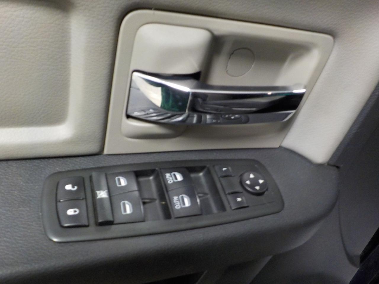 RAM 2500 4WD Crew Cab 149" Big Horn 2012