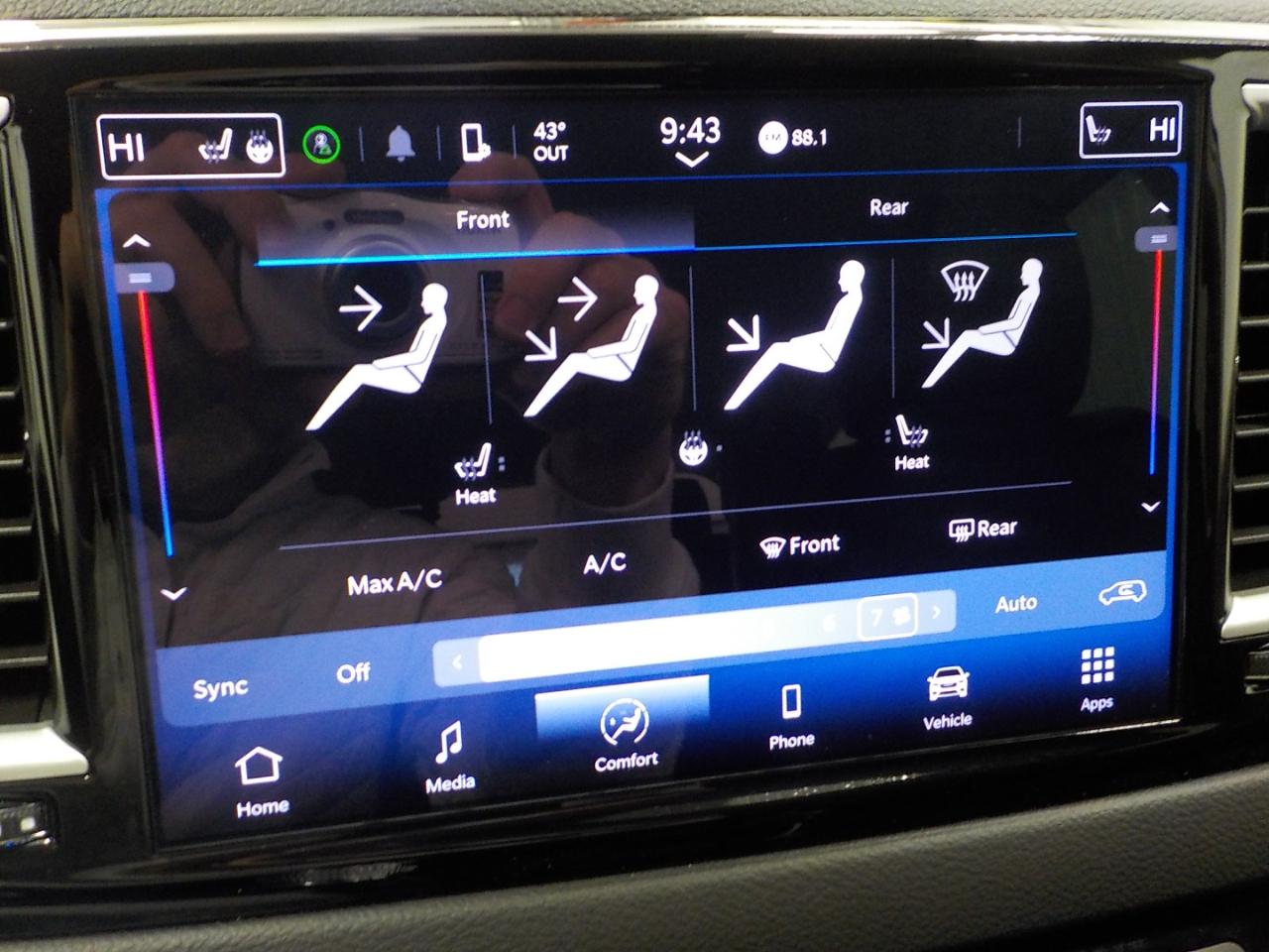 Chrysler Pacifica Touring L FWD 2024