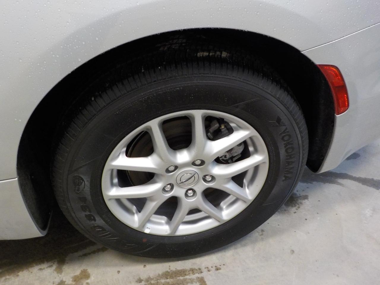 Chrysler Pacifica Touring L FWD 2024