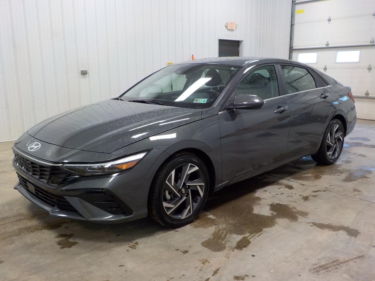 Hyundai Elantra SEL Convenience IVT 2025