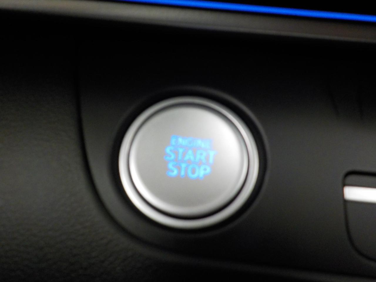 Hyundai Elantra SEL Convenience IVT 2025