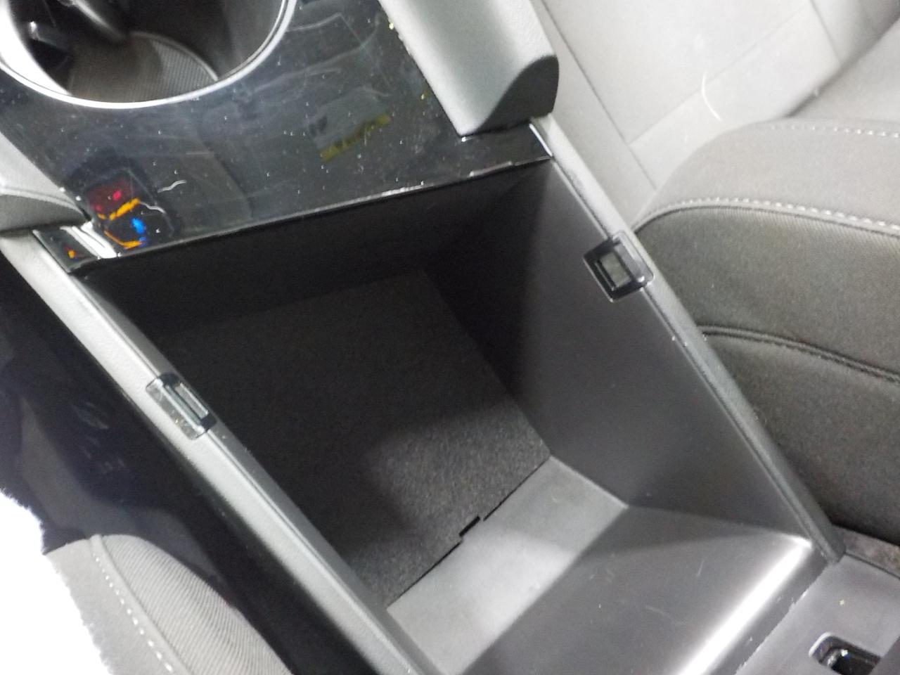 Hyundai Elantra SEL Convenience IVT 2025