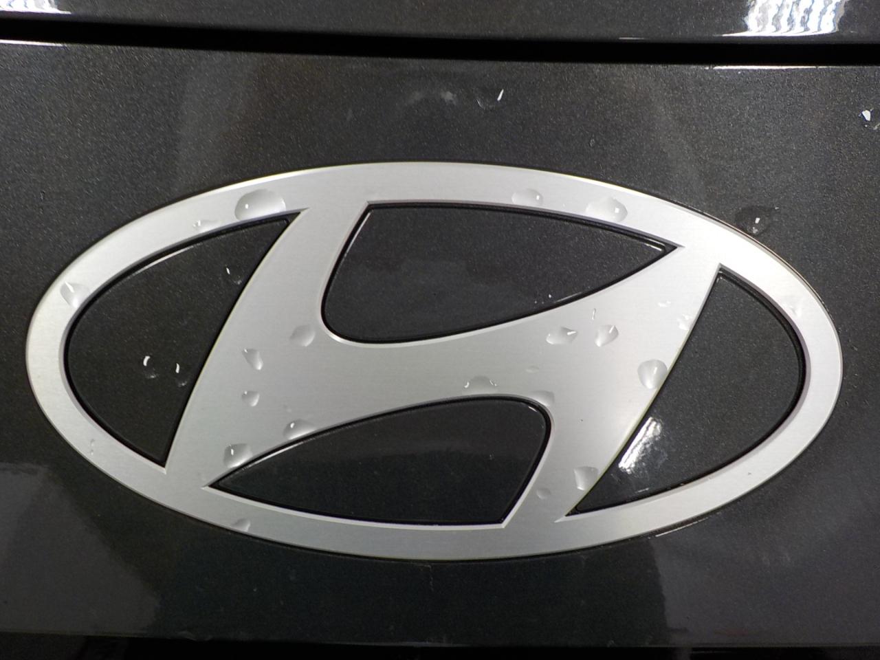 Hyundai Elantra SEL Convenience IVT 2025