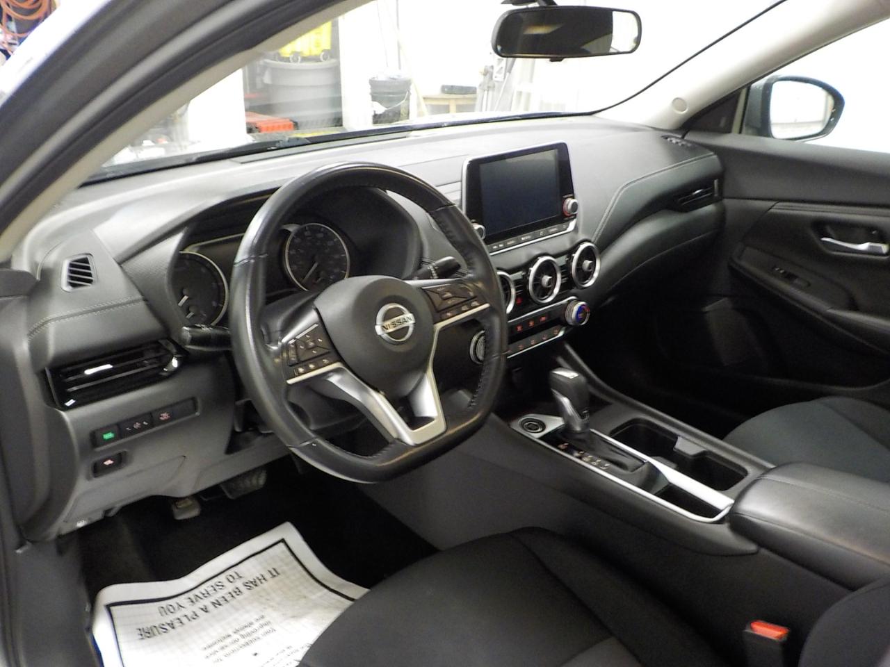 Nissan Sentra SV CVT 2023