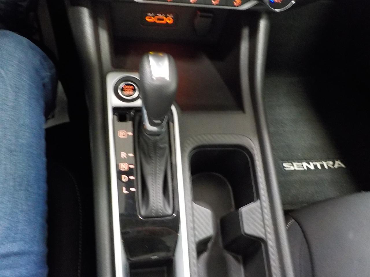 Nissan Sentra SV CVT 2023