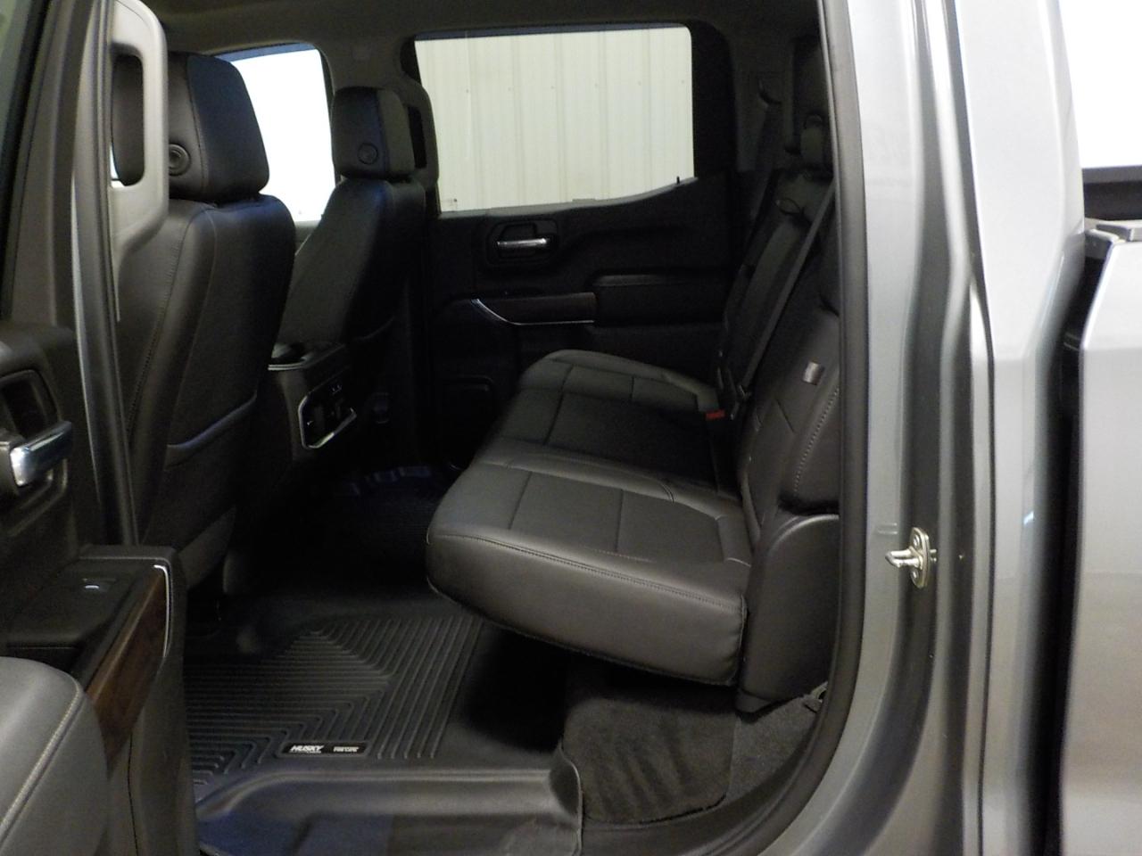 GMC Sierra 1500 4WD Crew Cab 147" SLT 2020