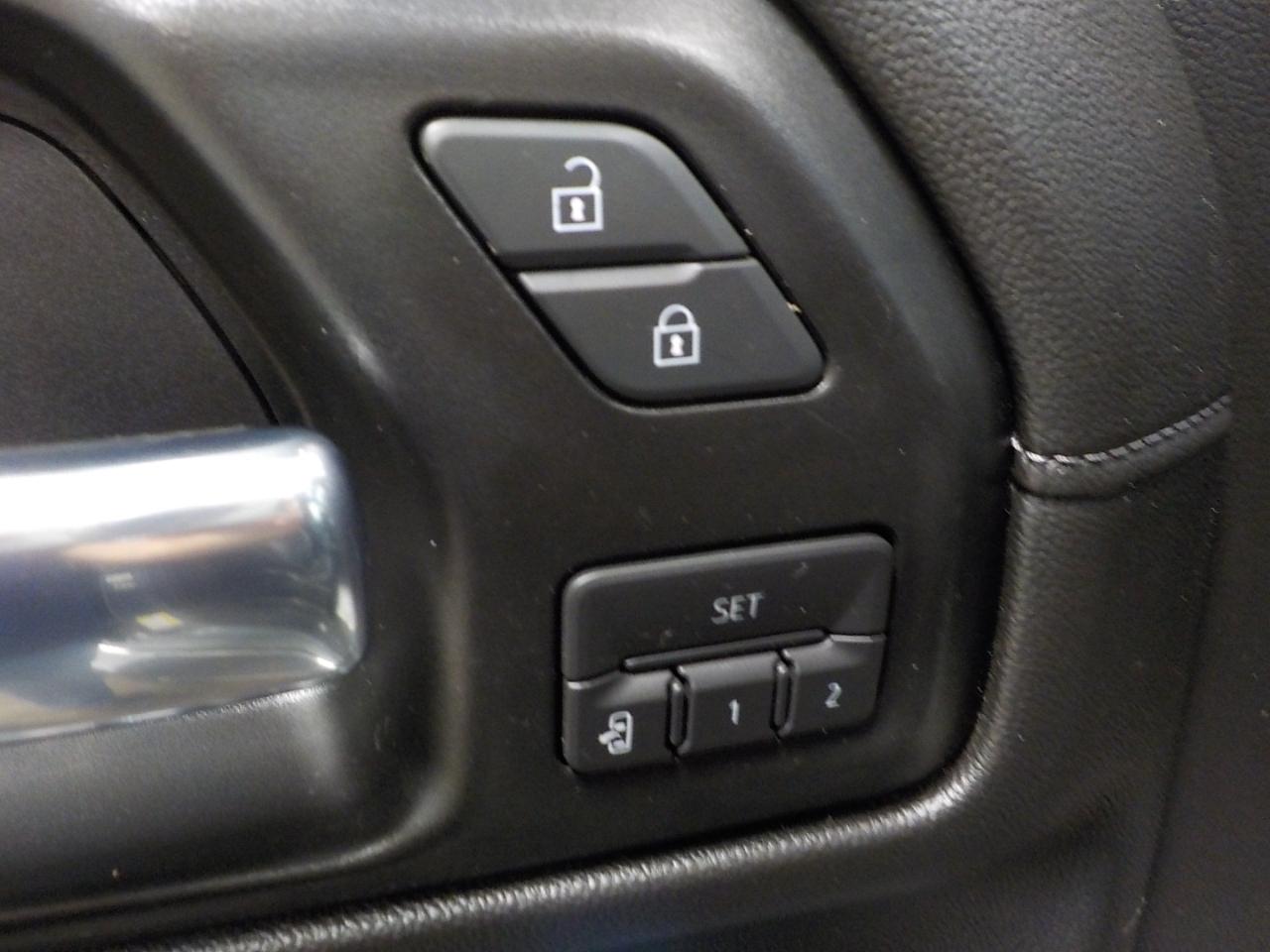 GMC Sierra 1500 4WD Crew Cab 147" SLT 2020