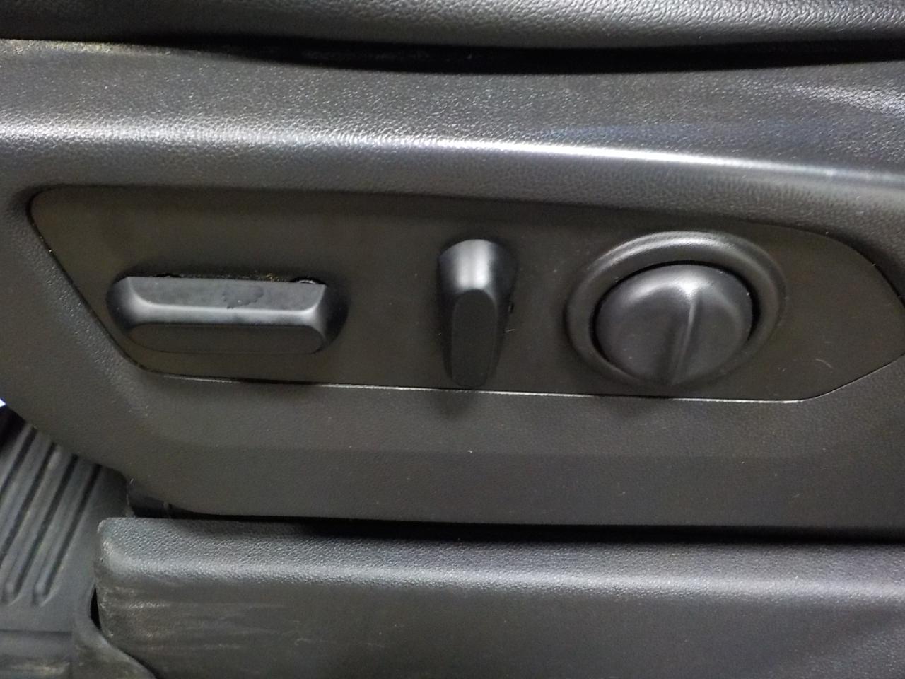 GMC Sierra 1500 4WD Crew Cab 147" SLT 2020