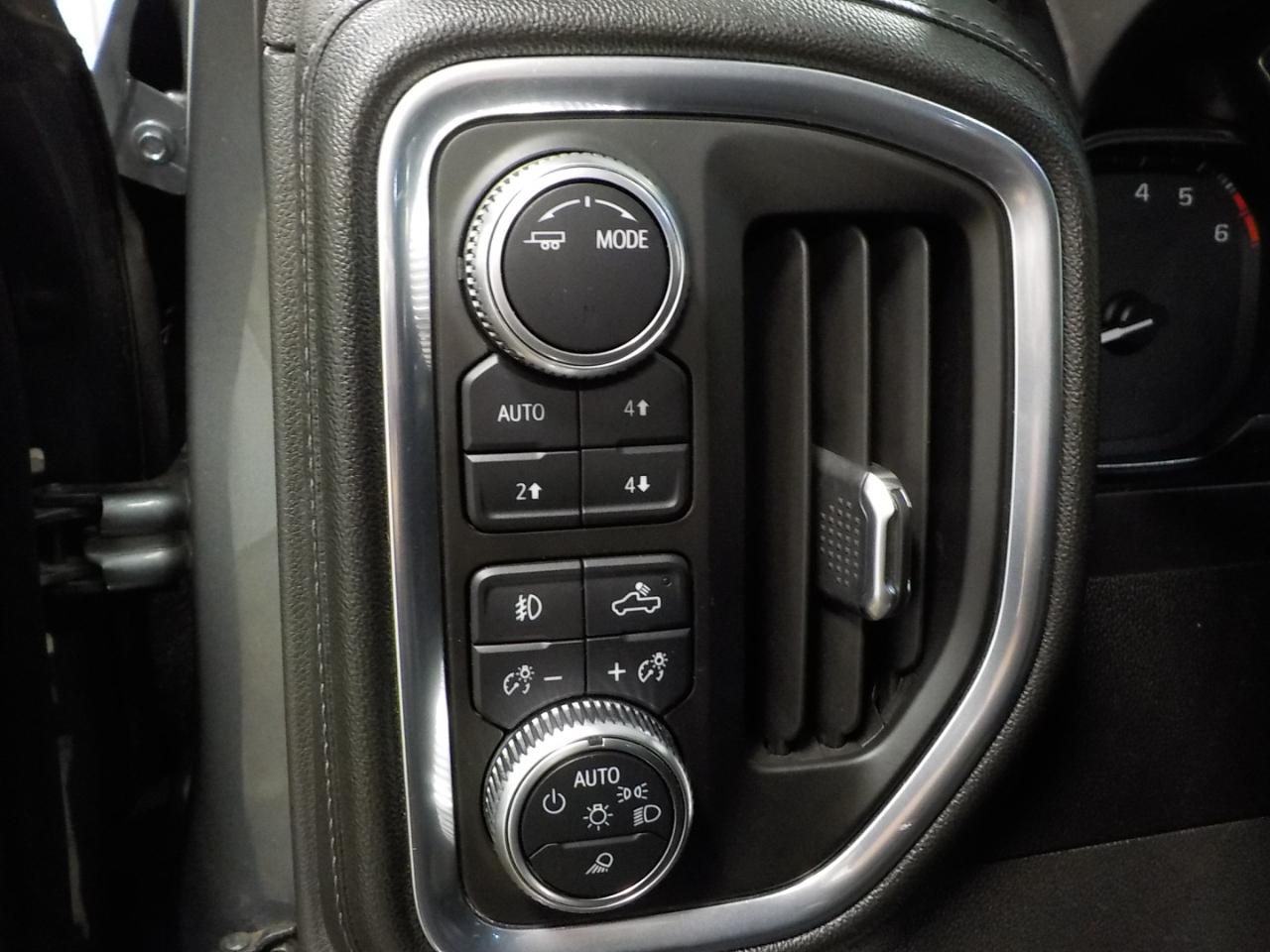 GMC Sierra 1500 4WD Crew Cab 147" SLT 2020