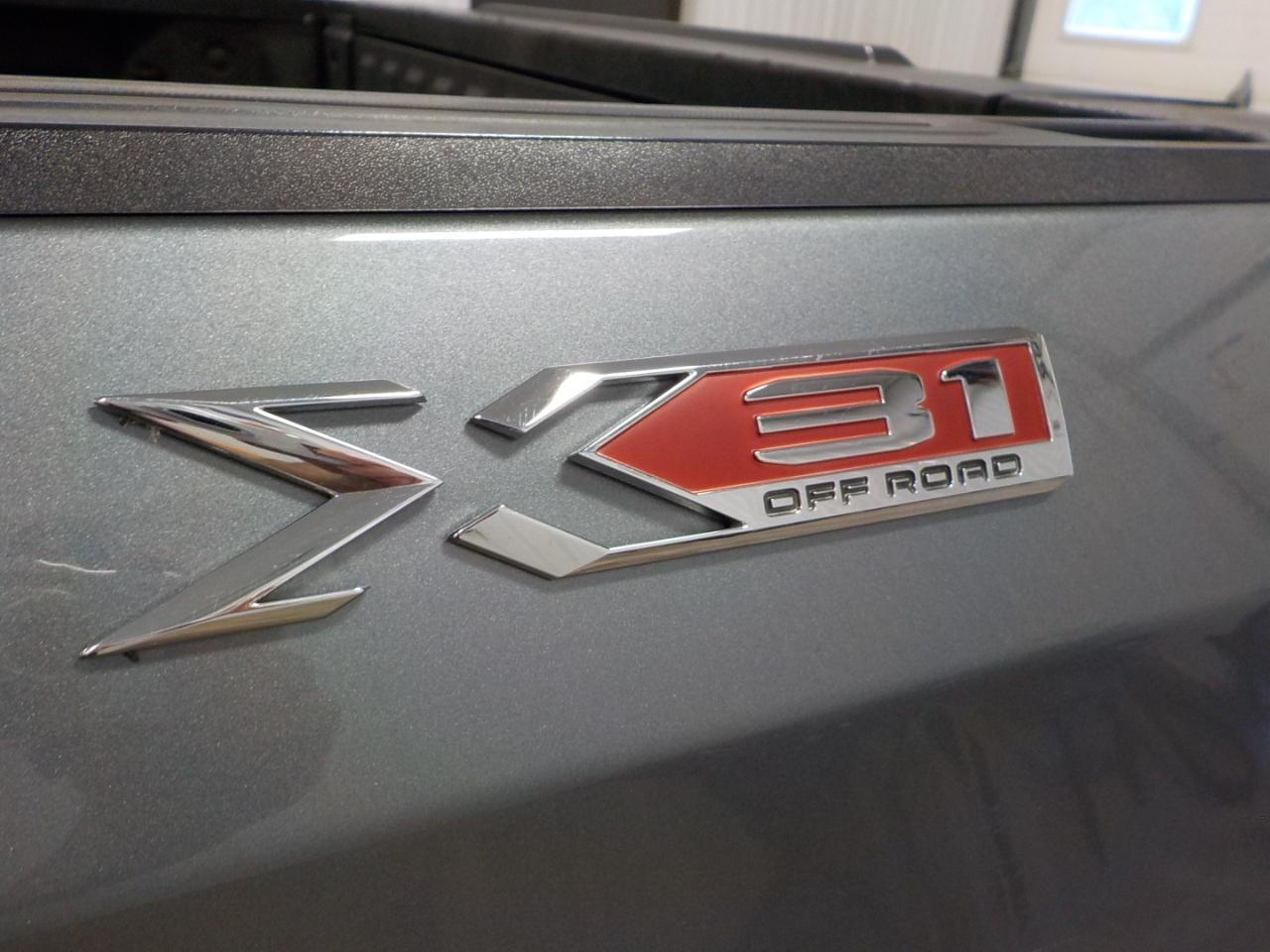 GMC Sierra 1500 4WD Crew Cab 147" SLT 2020