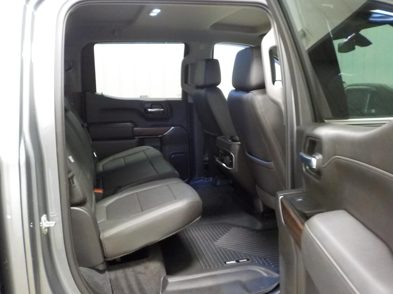 GMC Sierra 1500 4WD Crew Cab 147" SLT 2020