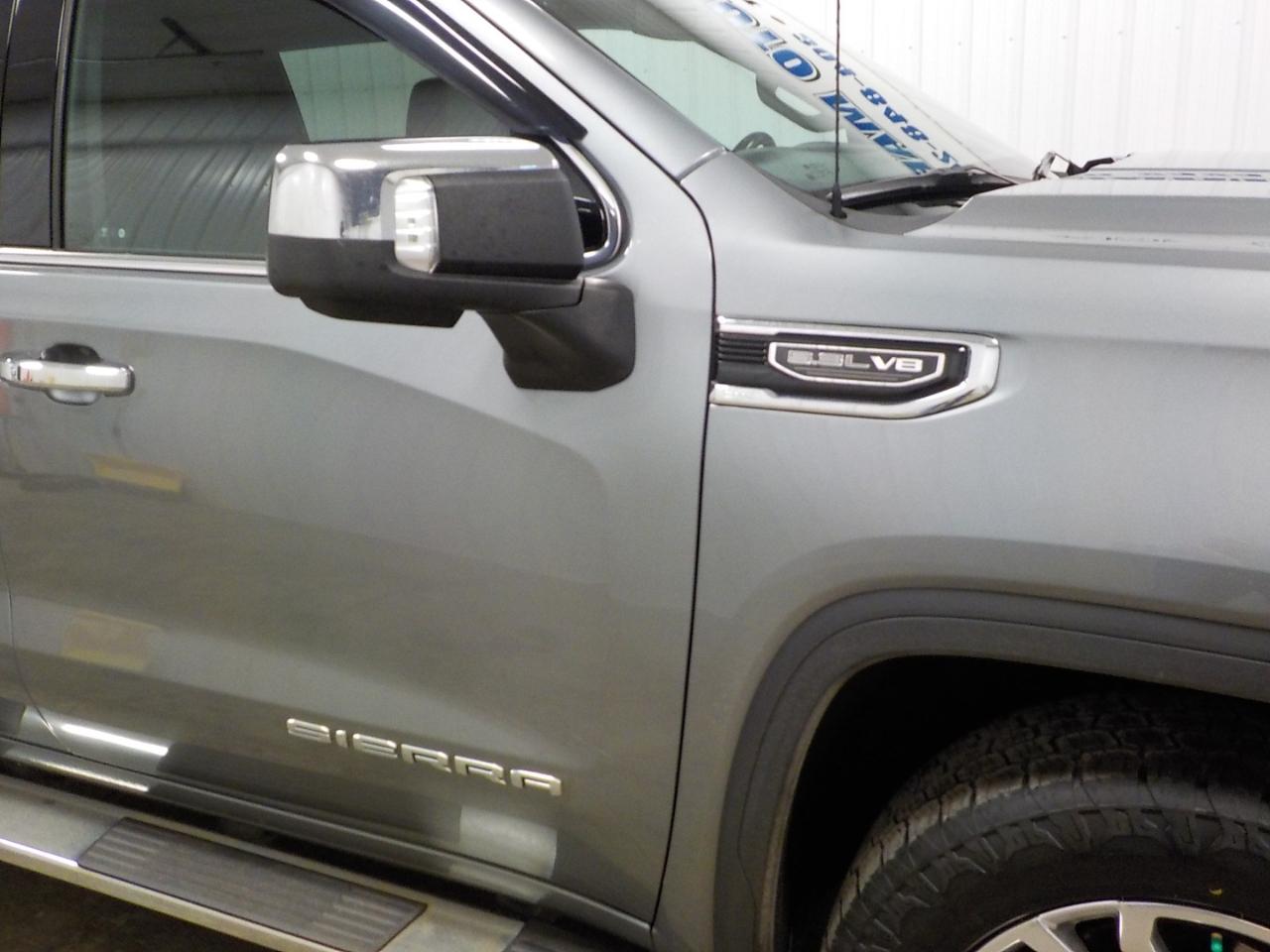 GMC Sierra 1500 4WD Crew Cab 147" SLT 2020