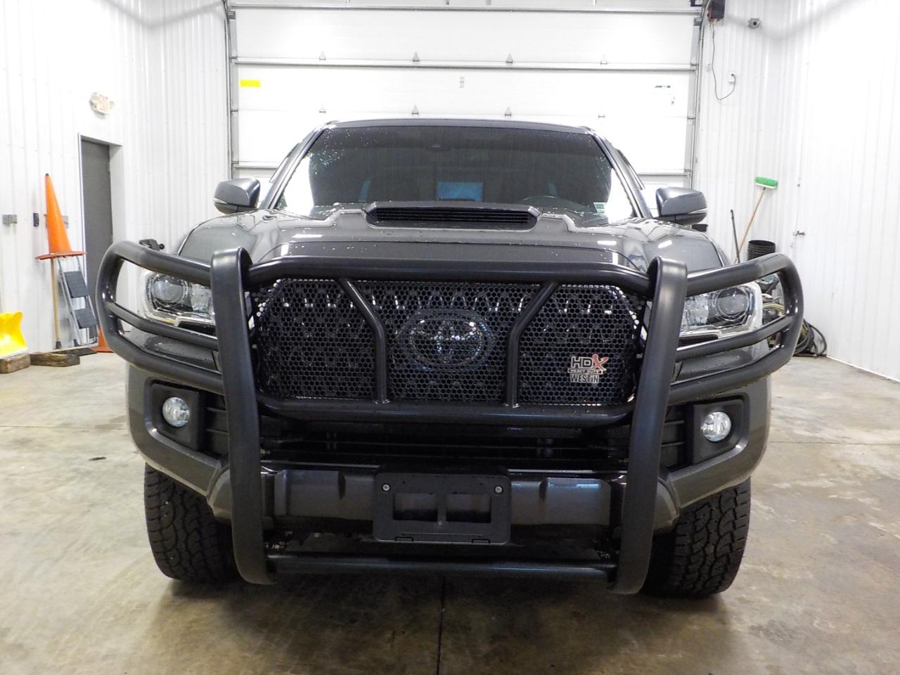 Toyota Tacoma 4WD TRD Sport Double Cab 5' Bed V6 AT (Natl) 2019
