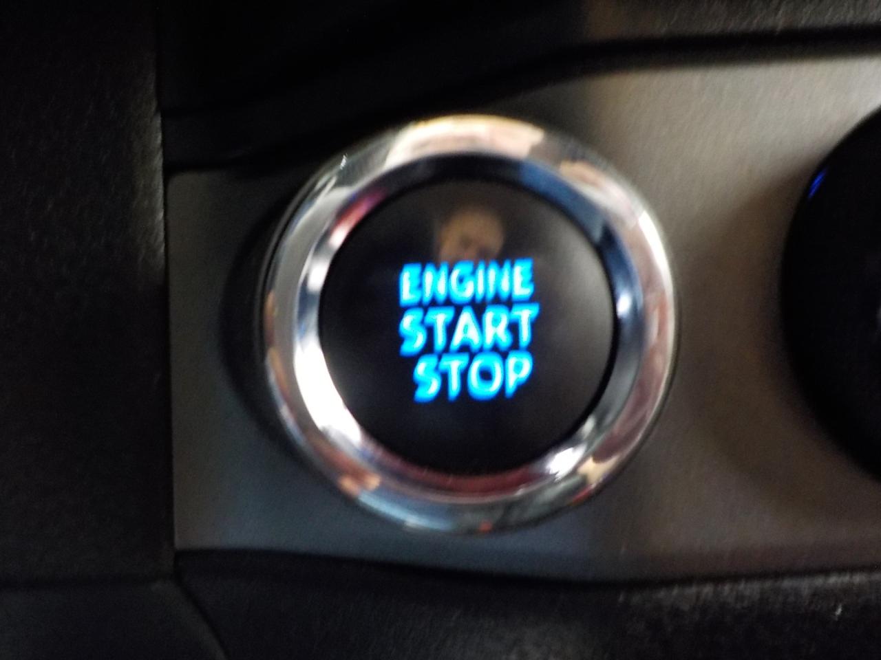 Toyota Tacoma 4WD TRD Sport Double Cab 5' Bed V6 AT (Natl) 2019