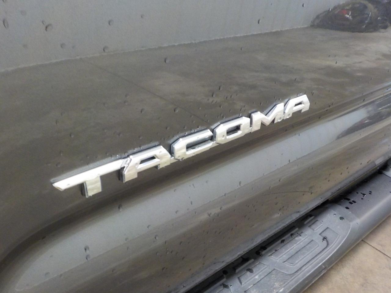 Toyota Tacoma 4WD TRD Sport Double Cab 5' Bed V6 AT (Natl) 2019