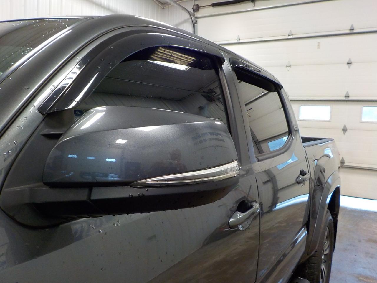 Toyota Tacoma 4WD TRD Sport Double Cab 5' Bed V6 AT (Natl) 2019