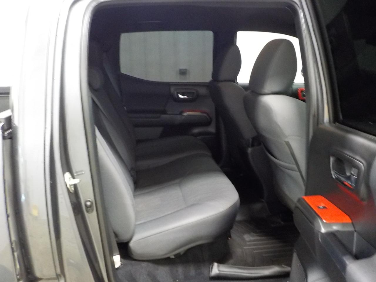 Toyota Tacoma 4WD TRD Sport Double Cab 5' Bed V6 AT (Natl) 2019