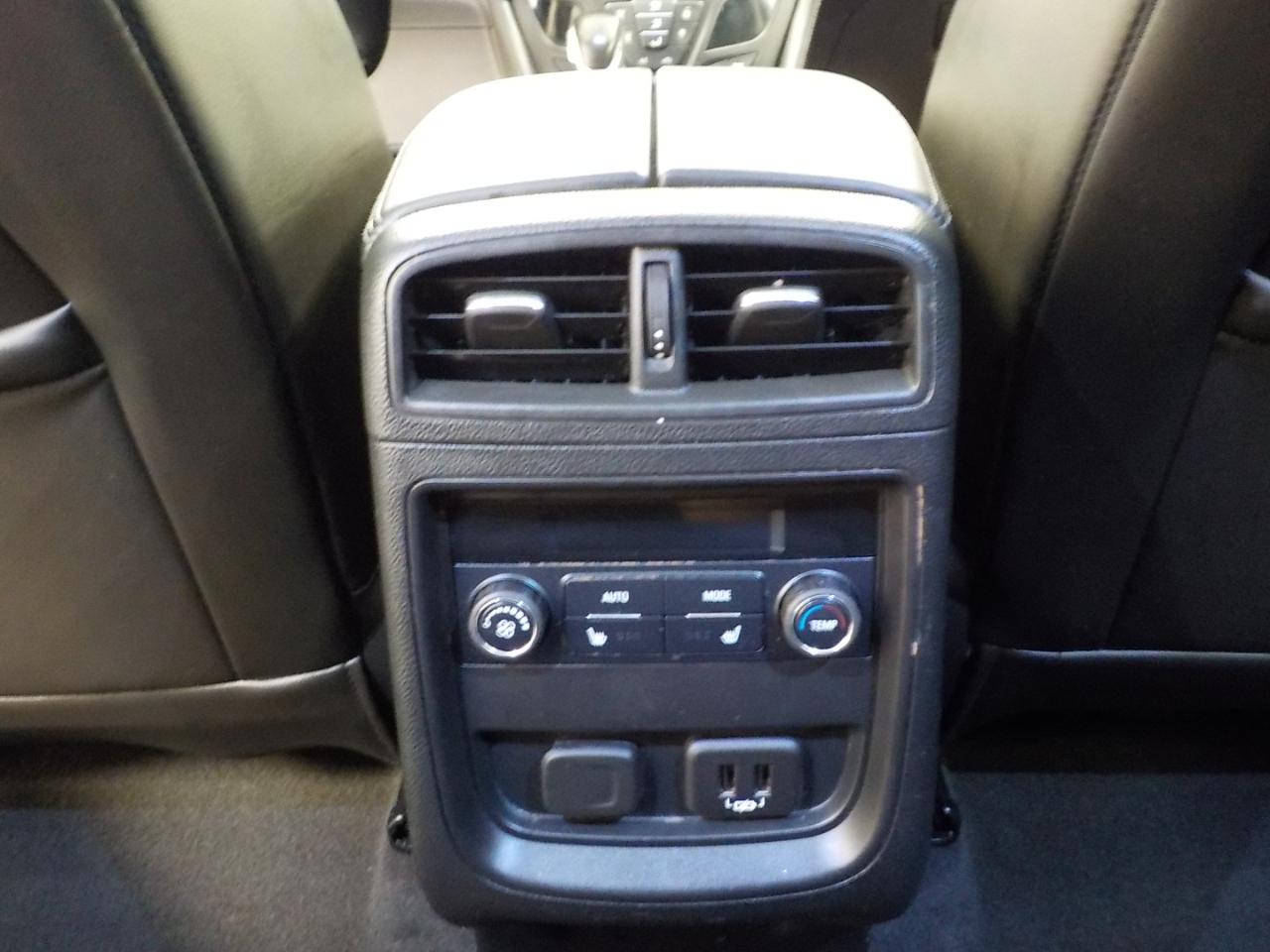 Buick Envision AWD 4dr Essence 2020