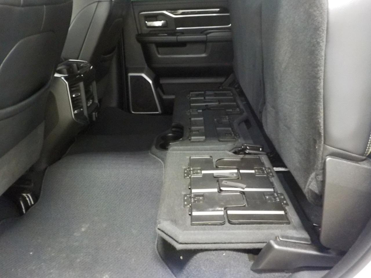 RAM 2500 Laramie 4x4 Crew Cab 6'4" Box 2019