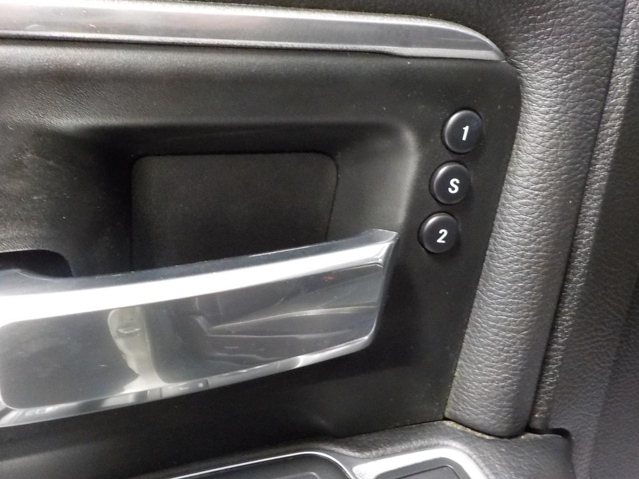 RAM 2500 Laramie 4x4 Crew Cab 6'4" Box 2019