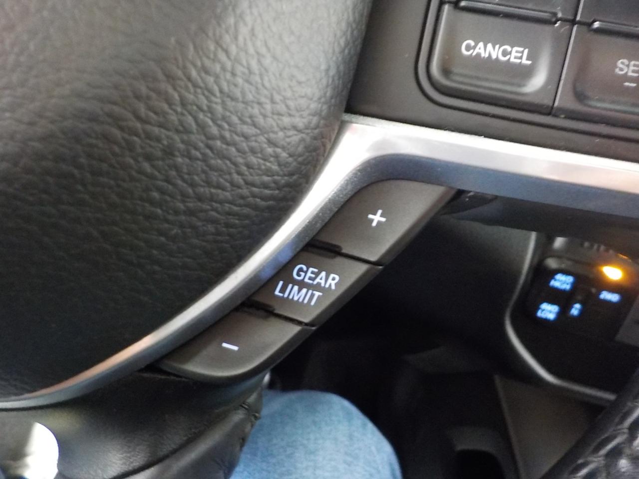 RAM 2500 Laramie 4x4 Crew Cab 6'4" Box 2019