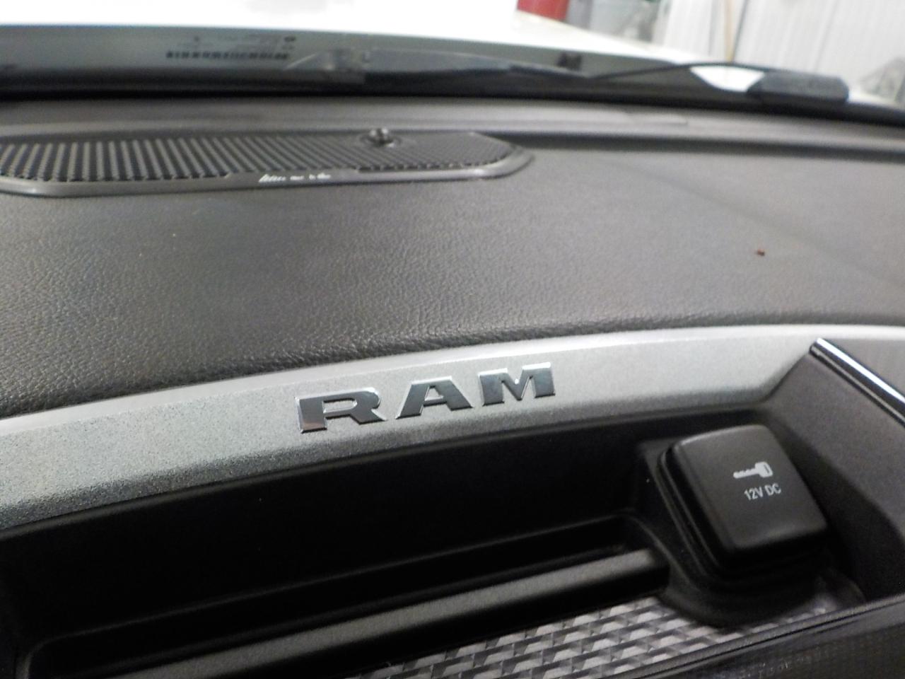 RAM 2500 Laramie 4x4 Crew Cab 6'4" Box 2019