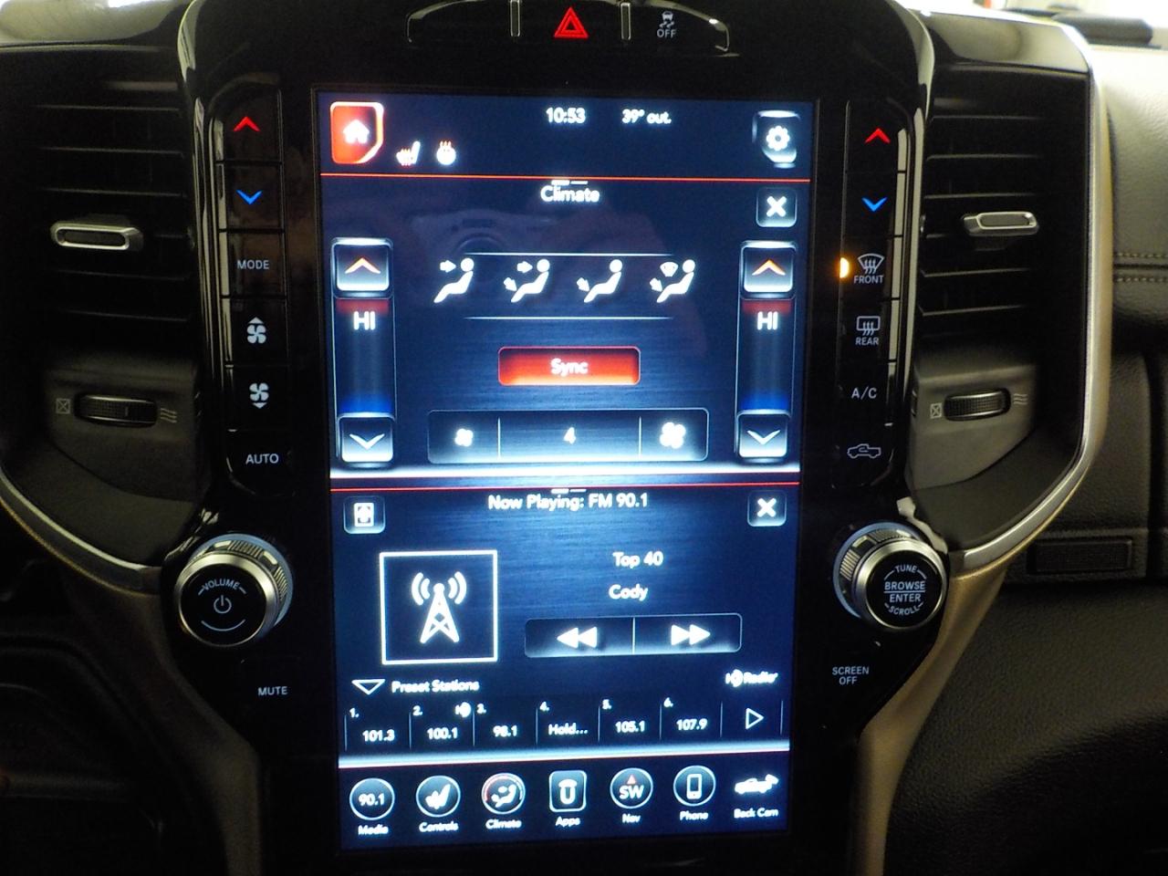 RAM 2500 Laramie 4x4 Crew Cab 6'4" Box 2019