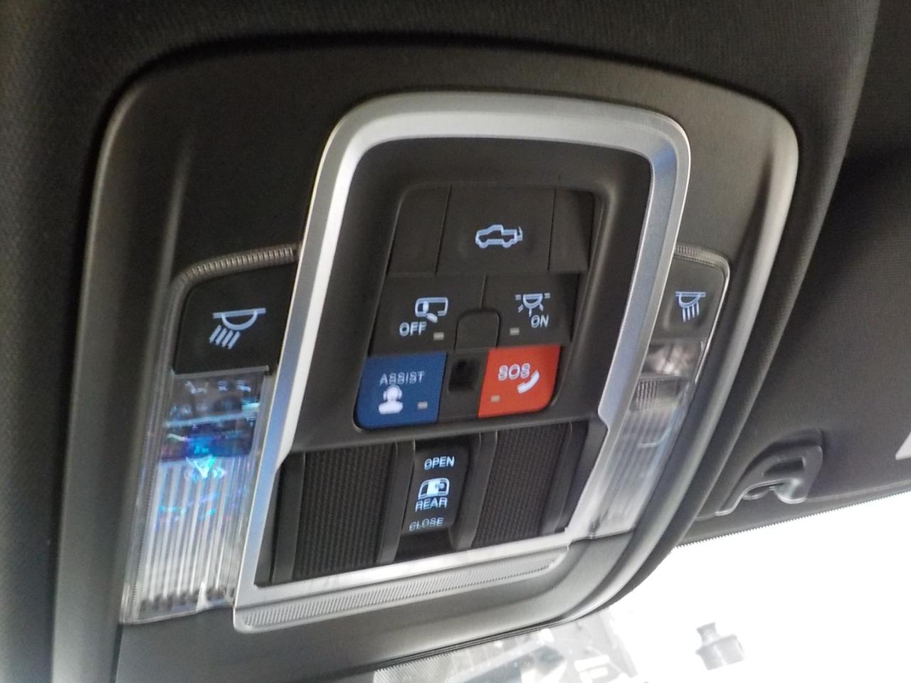 RAM 2500 Laramie 4x4 Crew Cab 6'4" Box 2019