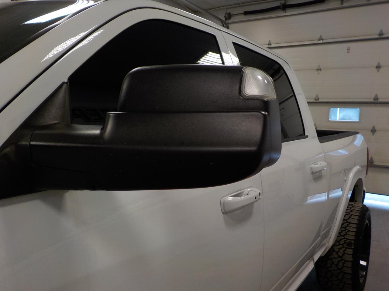 RAM 2500 Laramie 4x4 Crew Cab 6'4" Box 2019