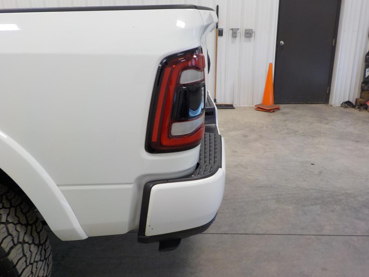 RAM 2500 Laramie 4x4 Crew Cab 6'4" Box 2019