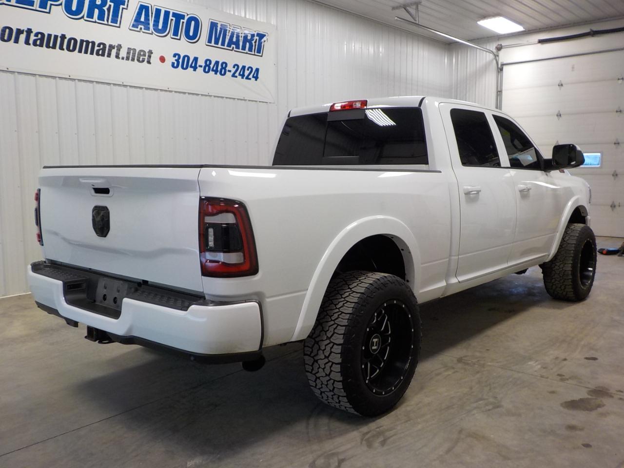 RAM 2500 Laramie 4x4 Crew Cab 6'4" Box 2019